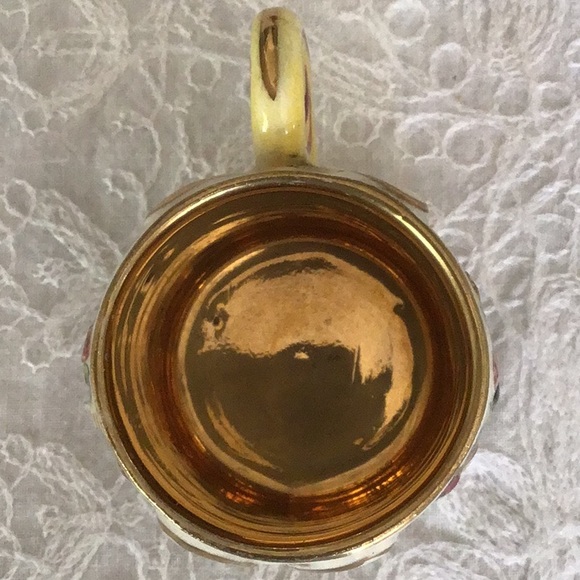 Capodimonte vintage demitasse and saucer. - Picture 8 of 10